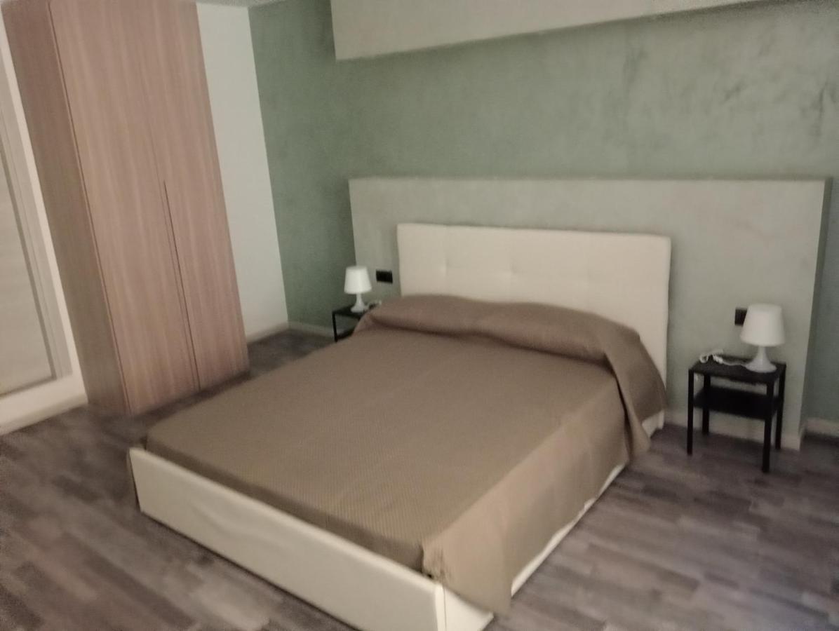 Santiago Rooms Caltagirone Eksteriør bilde