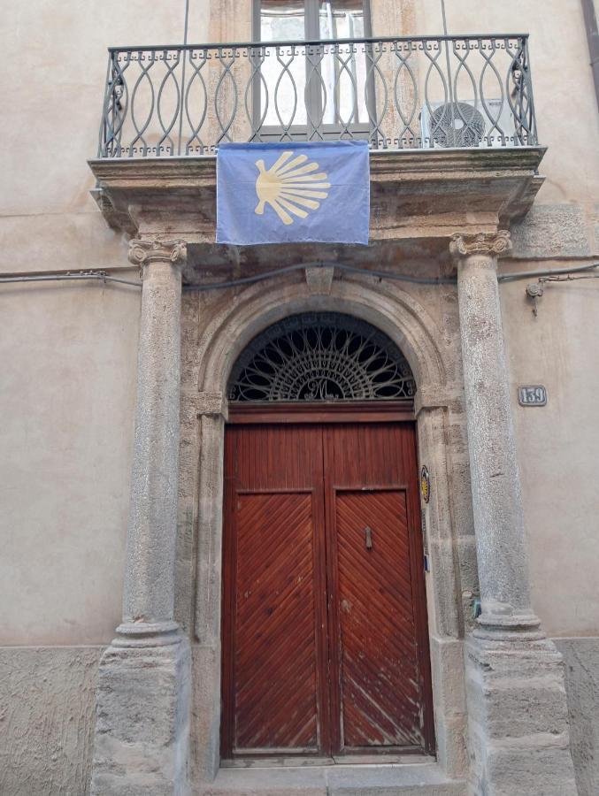 Santiago Rooms Caltagirone Eksteriør bilde